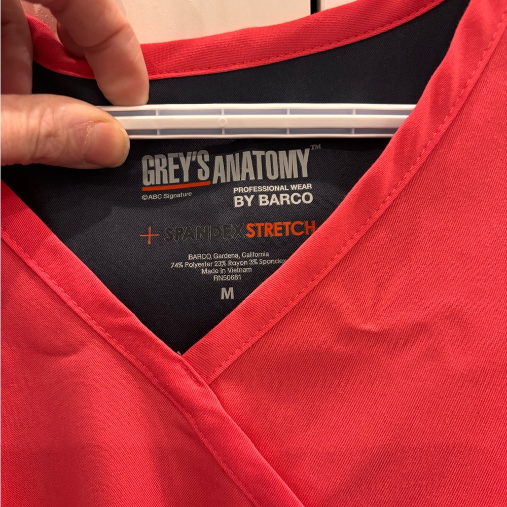Grey's Anatomy Red Scrub Set - Picture 3 of 7